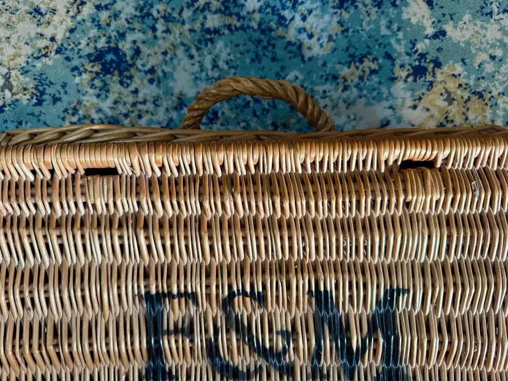 Fortnum & Mason Medium Wicker Hamper Picnic Basket (missing straps)